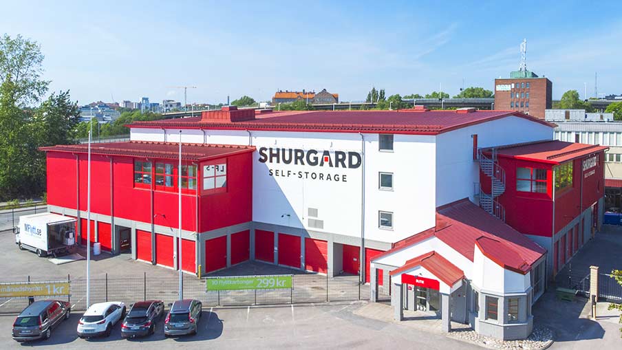 Magasinering hos Shurgard Stockholm Årstaberg