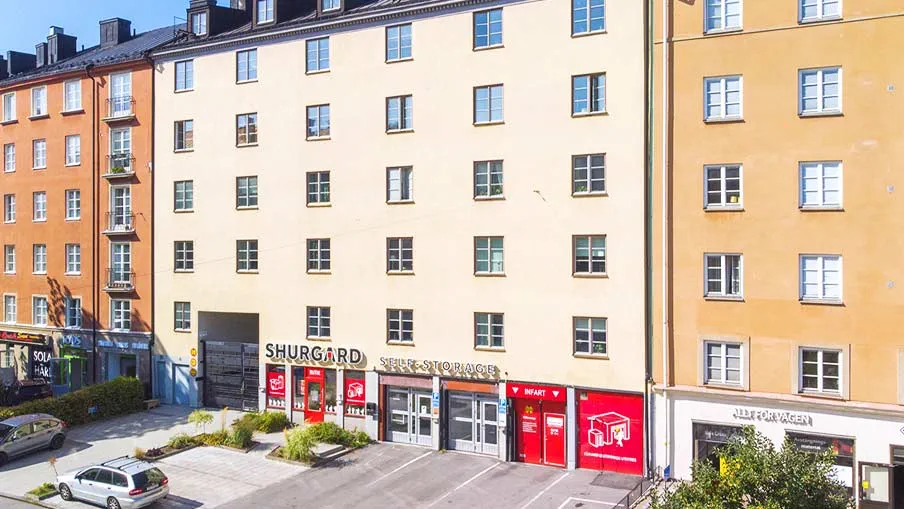 Magasinering hos Shurgard Stockholm Vanadis