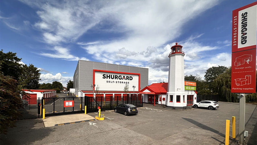 Self-Storage at Shurgard Hayes