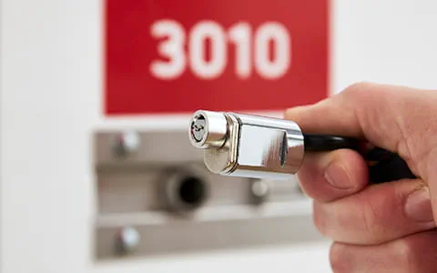 Instructions to lock your storage unit - Step 2